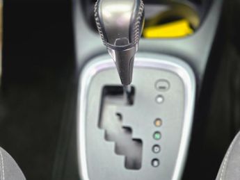 Toyota Yaris 1.5 VVT-h Icon E-CVT Euro 6 5dr