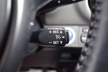 Toyota Yaris 1.5 VVT-h Icon E-CVT Euro 6 5dr