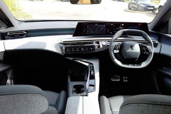Peugeot E-3008 73kWh GT Auto 5dr