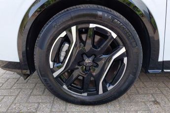 Peugeot E-3008 73kWh GT Auto 5dr