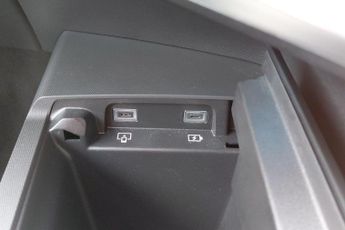 Peugeot E-3008 73kWh GT Auto 5dr