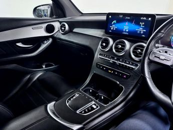 Mercedes-Benz GLC 2.0 GLC300d AMG Line (Premium) SUV 5dr Diesel G-Tronic+ 4MATIC E