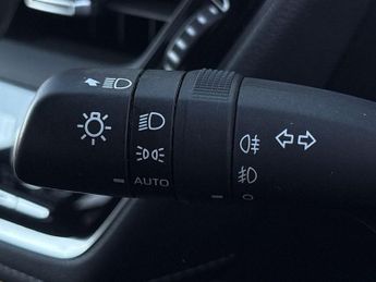 Toyota Corolla 1.8 VVT-h Excel Touring Sports 5dr Petrol Hybrid CVT Euro 6 (s/s