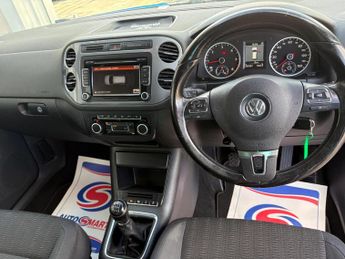 Volkswagen Tiguan 2.0 TDI BlueMotion Tech SE 4WD Euro 5 (s/s) 5dr