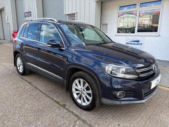 Volkswagen Tiguan 2.0 TDI BlueMotion Tech SE 4WD Euro 5 (s/s) 5dr