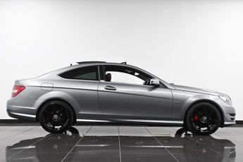 Mercedes-Benz C Class 2.1 C220 CDI BlueEfficiency AMG Sport G-Tronic+ Euro 5 (s/s) 2dr