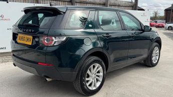 Land Rover Discovery Sport 2.0 TD4 SE Tech Auto 4WD Euro 6 (s/s) 5dr