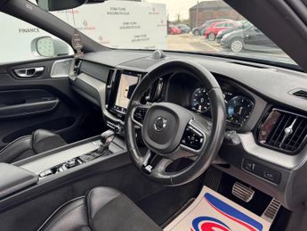 Volvo XC60 2.0 D5 PowerPulse R-Design Pro Auto AWD Euro 6 (s/s) 5dr