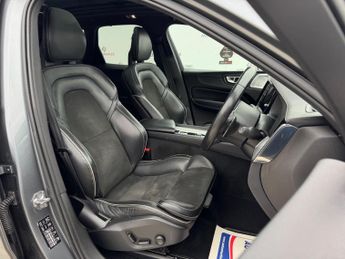 Volvo XC60 2.0 D5 PowerPulse R-Design Pro Auto AWD Euro 6 (s/s) 5dr