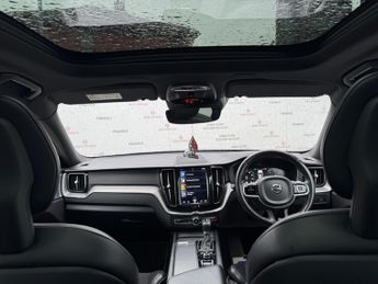 Volvo XC60 2.0 D5 PowerPulse R-Design Pro Auto AWD Euro 6 (s/s) 5dr
