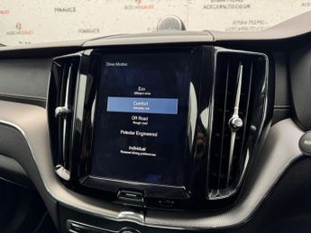 Volvo XC60 2.0 D5 PowerPulse R-Design Pro Auto AWD Euro 6 (s/s) 5dr