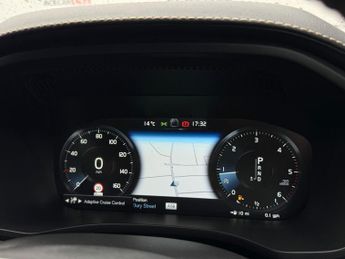 Volvo XC60 2.0 D5 PowerPulse R-Design Pro Auto AWD Euro 6 (s/s) 5dr