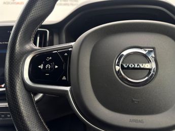 Volvo XC60 2.0 D4 R-Design Auto AWD Euro 6 (s/s) 5dr