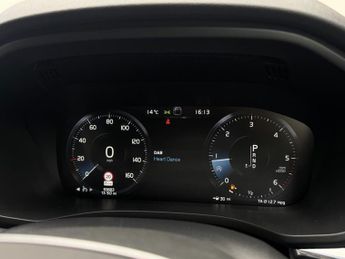 Volvo XC60 2.0 D4 R-Design Auto AWD Euro 6 (s/s) 5dr