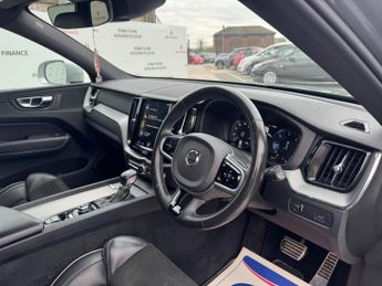 Volvo XC60 2.0 D4 R-Design Auto AWD Euro 6 (s/s) 5dr