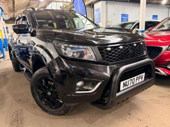 Nissan Navara 2.3 dCi N-Guard Pickup Double Cab 4dr Diesel Auto 4WD Euro 6 (19