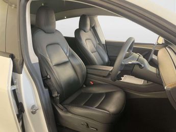 Tesla Model Y (Dual Motor) Long Range SUV 5dr Electric Auto 4WDE (384 bhp)
