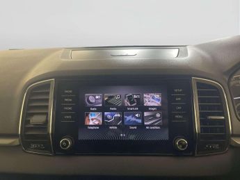 Skoda Karoq 2.0 TDI SE SUV 5dr Diesel Manual 4WD Euro 6 (s/s) (150 ps)