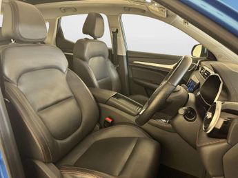 MG MG ZS 72.6kWh Trophy Long Range SUV 5dr Electric Auto (156 ps)