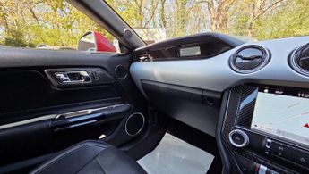 Ford Mustang 2.3T EcoBoost Fastback SelShift Euro 6 2dr