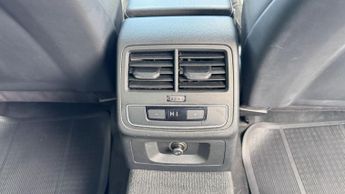 Audi A4 Avant 2.0 TDI S line Euro 6 (s/s) 5dr