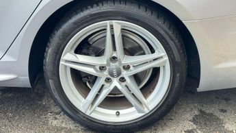 Audi A4 Avant 2.0 TDI S line Euro 6 (s/s) 5dr