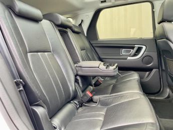 Land Rover Discovery Sport 2.0 TD4 HSE Black Auto 4WD Euro 6 (s/s) 5dr