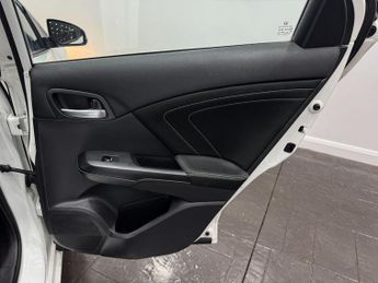 Honda Civic 1.8 i-VTEC SE Plus (Navi) Auto Euro 6 5dr