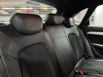 Audi Q3 1.4 TFSI CoD S line S Tronic Euro 6 (s/s) 5dr (Nav)