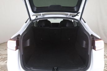 Tesla Model Y (Dual Motor) Long Range Auto 4WDE 5dr