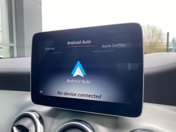 Mercedes-Benz GLA 2.1 GLA200d AMG Line (Premium Plus) 7G-DCT 4MATIC Euro 6 (s/s) 5