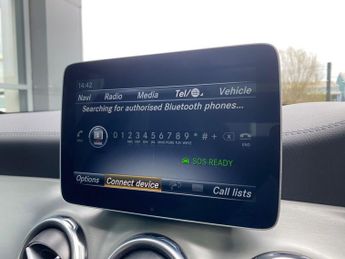 Mercedes-Benz GLA 2.1 GLA200d AMG Line (Premium Plus) 7G-DCT 4MATIC Euro 6 (s/s) 5