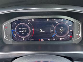 Volkswagen Tiguan 2.0 BiTDI R-Line Tech DSG 4Motion Euro 6 (s/s) 5dr