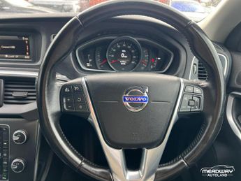 Volvo V40 Cross Country 2.0 D2 Lux Auto Euro 6 (s/s) 5dr