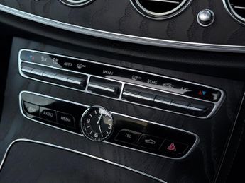 Mercedes-Benz E Class 2.0 E220d AMG Line (Premium) G-Tronic+ 4MATIC Euro 6 (s/s) 4dr