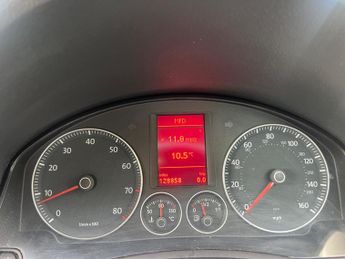 Volkswagen Golf 1.6 FSI Match 5dr