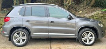 Volkswagen Tiguan 2.0 TDI BlueMotion Tech R-Line DSG 4WD Euro 5 (s/s) 5dr