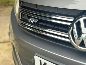 Volkswagen Tiguan 2.0 TDI BlueMotion Tech R-Line DSG 4WD Euro 5 (s/s) 5dr