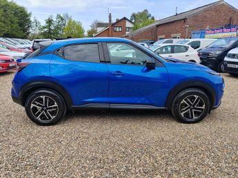 Nissan Juke 1.0 DIG-T N-Connecta DCT Auto Euro 6 (s/s) 5dr