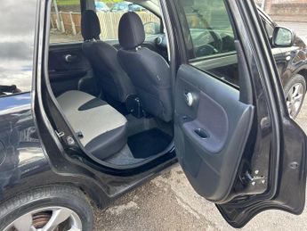 Nissan Note 1.6 16V n-tec Auto Euro 5 5dr