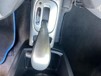 Nissan Note 1.6 16V n-tec Auto Euro 5 5dr