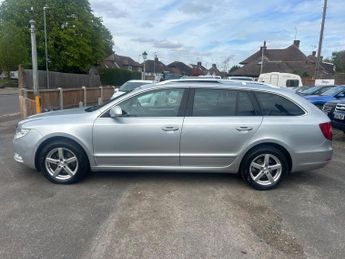 Skoda Superb 2.0 TDI Elegance DSG Euro 5 5dr