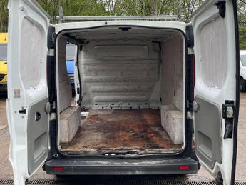 Vauxhall Vivaro 2.0 2700 CDTi FWD L1 4dr