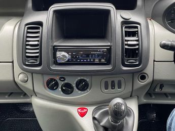 Vauxhall Vivaro 2.0 2700 CDTi FWD L1 4dr