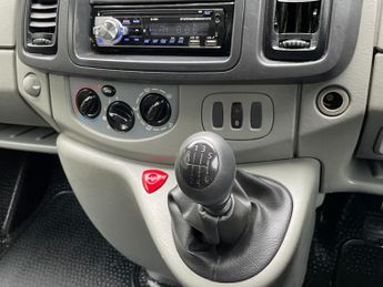 Vauxhall Vivaro 2.0 2700 CDTi FWD L1 4dr