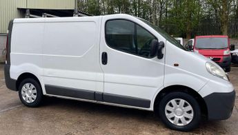 Vauxhall Vivaro 2.0 2700 CDTi FWD L1 4dr