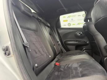 Nissan Juke 1.6 N-Connecta XTRON Euro 6 5dr