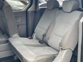 Hyundai i800 2.5 CRDi SE Auto Euro 6 5dr