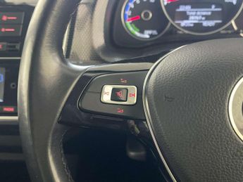 Volkswagen e-up! 36.8kWh e-up! Hatchback 5dr Electric Auto (82 ps)