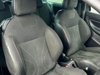 DS AUTOMOBILES DS 3 1.2 PureTech Elegance Euro 6 (s/s) 3dr